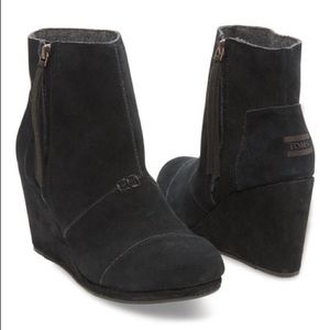 Toms suede wedge booties